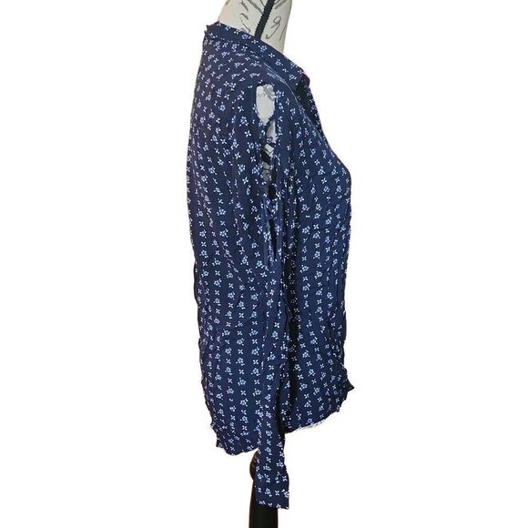 MAURICES Button Down Criss Cross Cut Out Sleeve Top - Picture 2 of 8